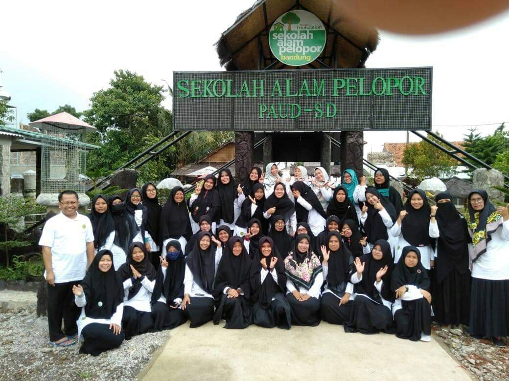 Study Banding Prodi Piaud Ke Sekolah Alam Pelopor Bandung