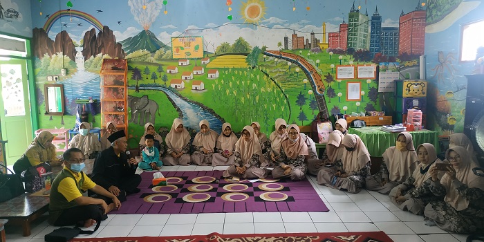 Studi Lapangan Mahasiswa Prodi PIAUD STIT Al-Hidayah Tasikmalaya