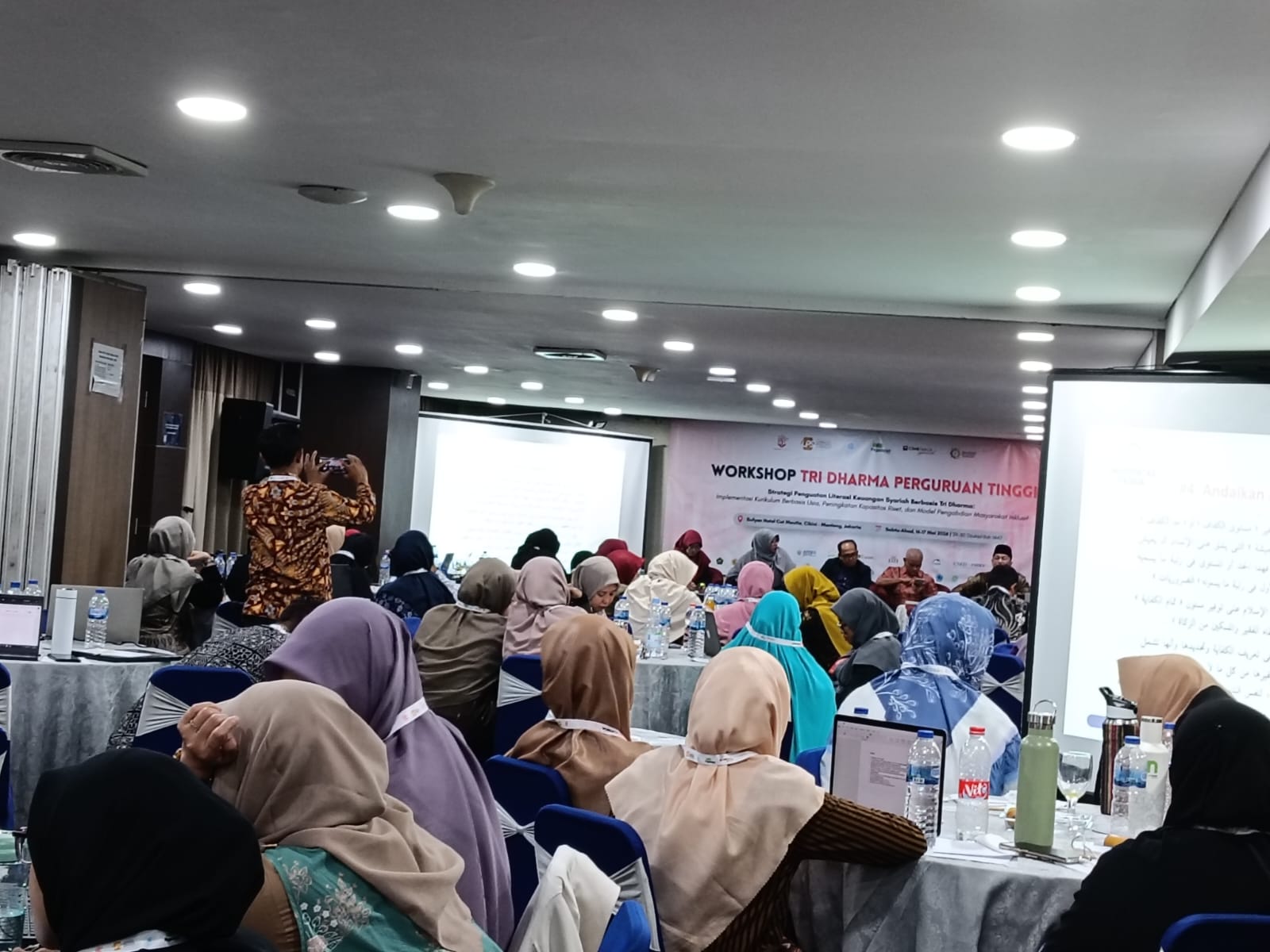 Perkuat Literasi Keuangan Syariah, Prodi Ekonomi Syariah STAI Al Hidayah Tasikmalaya, APSESI dan Sakinah Finance Selenggarakan Workshop Tri Dharma Perguruan Tinggi